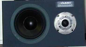Alesis Monitor One